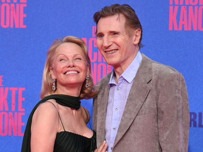 Pamela Anderson & Liam Neeson: Fieses Spiel mit ihren Fans