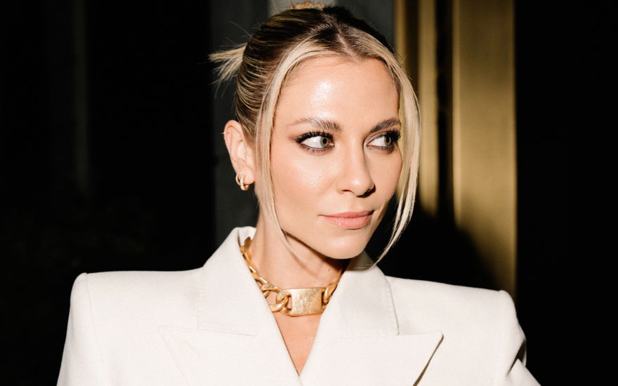 Valentina Pahde für L'Oreal