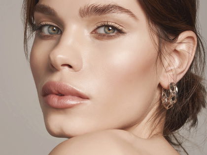 Make-up-Trend 2025: Diese Foundation lässt Poren schnell verschwinden