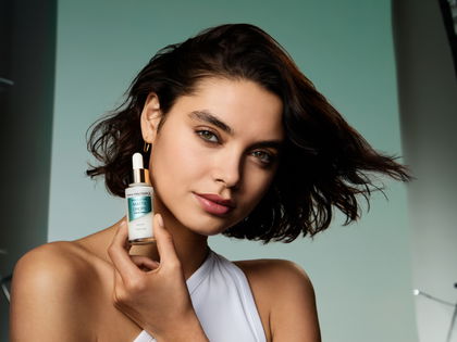 Beauty-Trend 2025: Dieser Matt-Primer reduziert Poren in 4 Wochen