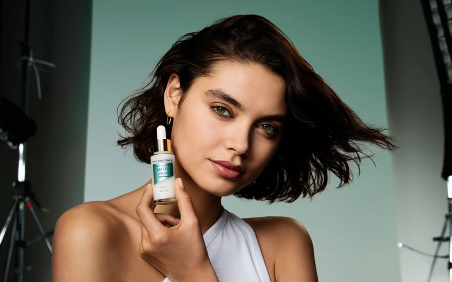 Model mit Serum-Primer