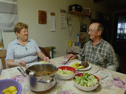 "Bauer sucht Frau": Salat-Zoff bei Walter – "Ich kann das nicht"