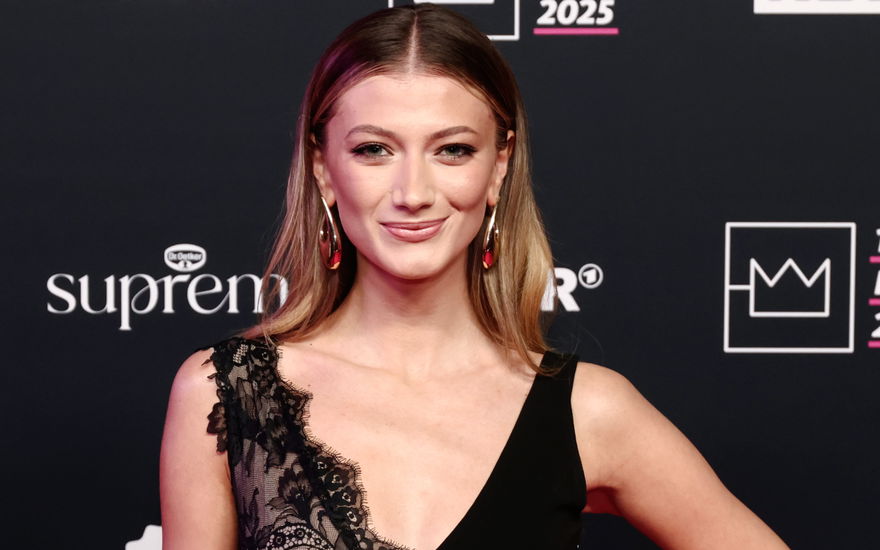 Leony bei 1KroneLive mit Charlotte Tilbury Make-up
