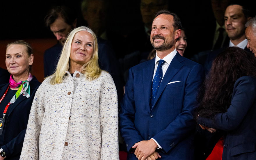 Prinzessin Mette-Marit und Prinz Haakon wollen ihre Sorgen an Weihnachten vergessen