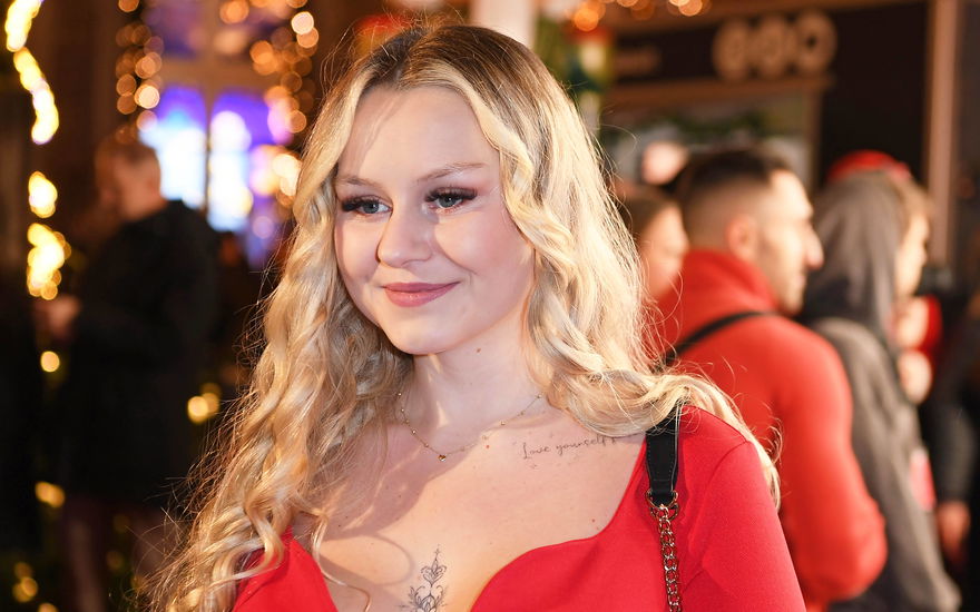 Sarah-Jane Wollny auf "Katy's Xmas Wonderland"-Party in Köln