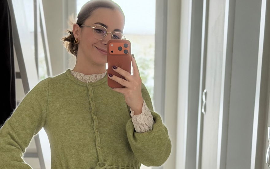 Anna Heiser macht Selfie