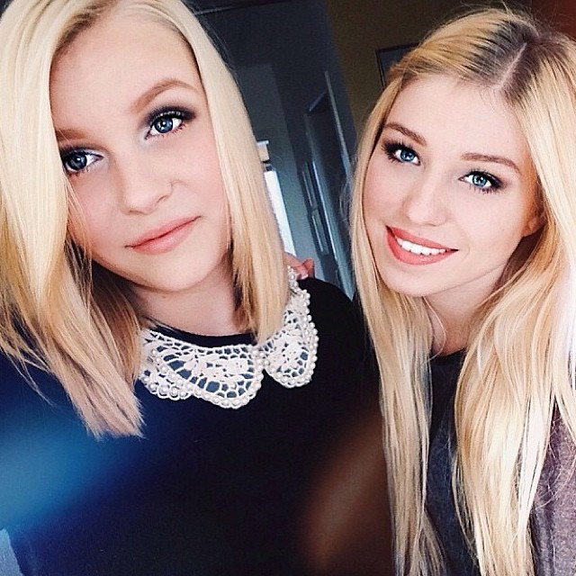 Dagi Bee & Bibi Selfie