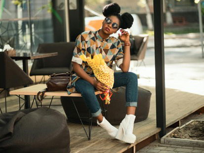 Von Streetstyle zu Workwear: Warum funktionale Looks jetzt auch im Alltag Trend sind