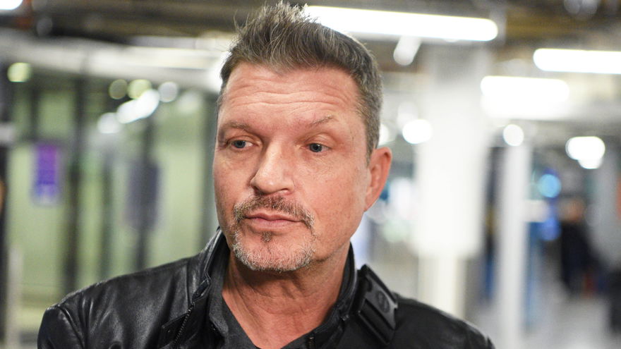 Hardy Krüger jr. sieht traurig aus