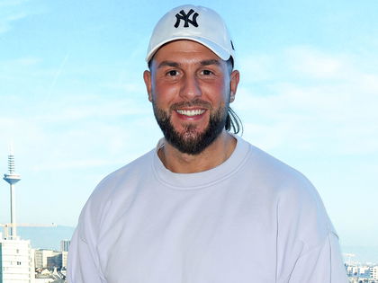 Maurice Dziwak nach "Promis unter Palmen"-Unfall: "Wenn man mit meinem Kampfgewicht auf die Schulter knallt, merkt man das schon"