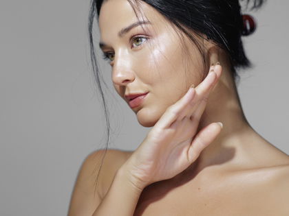 Anti-Aging: Diese Drogerie-Creme mit Vitamin C reduziert Pigmentflecken um 70%