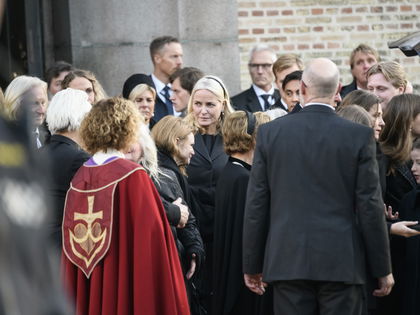 Ari Behn (†47): Wollten Märtha Louise & Mette-Marit seine Beerdigung kontrollieren?