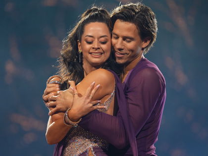 "Let's Dance"-Joel Mattli: "Da knistert es doch" – Gerüchteküche um ihn und Malika Dzumaev brodelt