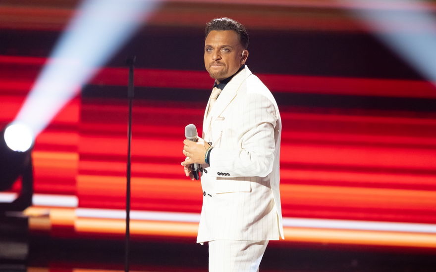 Menowin Fröhlich in der ersten DSDS-Liveshow am 28. April 2026
