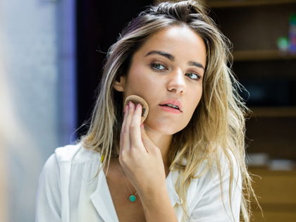 Make-up-Trend 2026: Dieses Puder aus der Drogerie wirkt wie ein Beauty-Filter