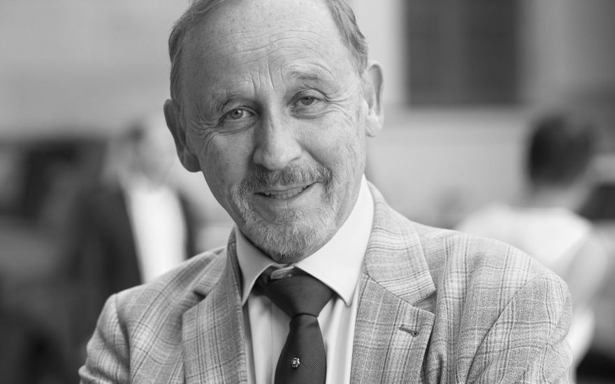Alexander Held gestorben