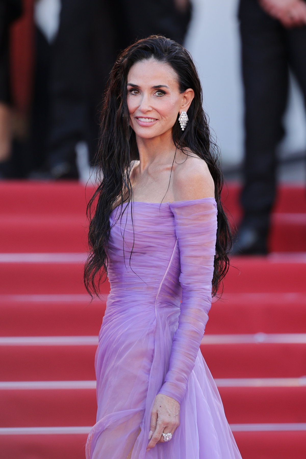 Demi Moore in Lila