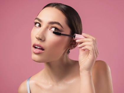 XXL-Lashes in Sekunden: Diese günstige Drogerie-Mascara macht jeden Beauty-Salon überflüssig