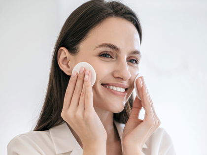 Glatte Haut in Minutenschnelle: Dieser viral gehende Anti-Aging-Toner ersetzt jedes Luxus-Treatment