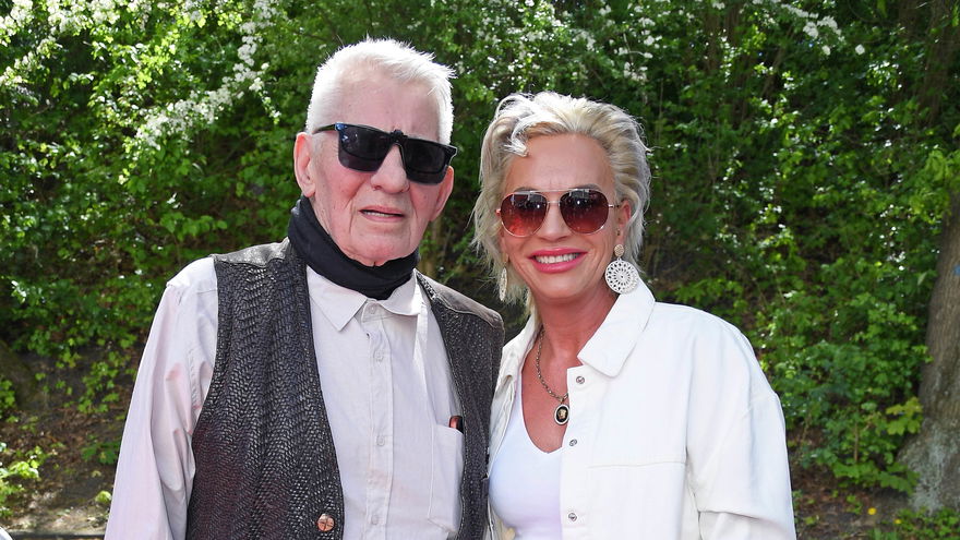 Heinz Hoenig mit Ehefrau Anika, Mai 2026