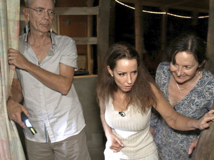 "Bauer sucht Frau International": Dschungelcamp-Feeling – Hofdamen entsetzt von Mathias' Unterkunft