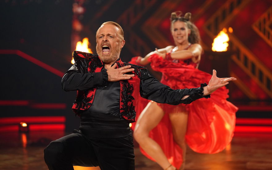 Ross Antony tanzt Paso Doble bei Lets Dance