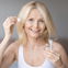 Anti-Aging-Trend 2026: Diese Drogerie-Seren sind die besten für Frauen ab 50