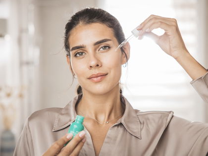 60 Prozent mehr Kollagen: Dieses 2-Phasen-Serum verjüngt die Haut laut Hersteller in Rekordzeit
