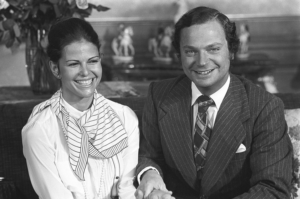 Königin Silvia und König Carl Gustaf von Schweden bei ihrer Verlobung 1976