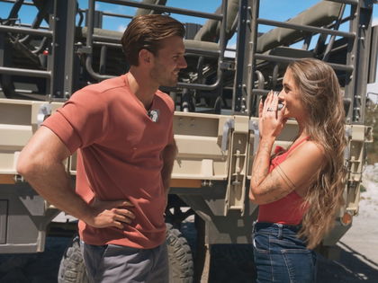 "Die Bachelors": Tim Reitz' überraschender Kuss bringt Vivi und Kim zum Zweifeln