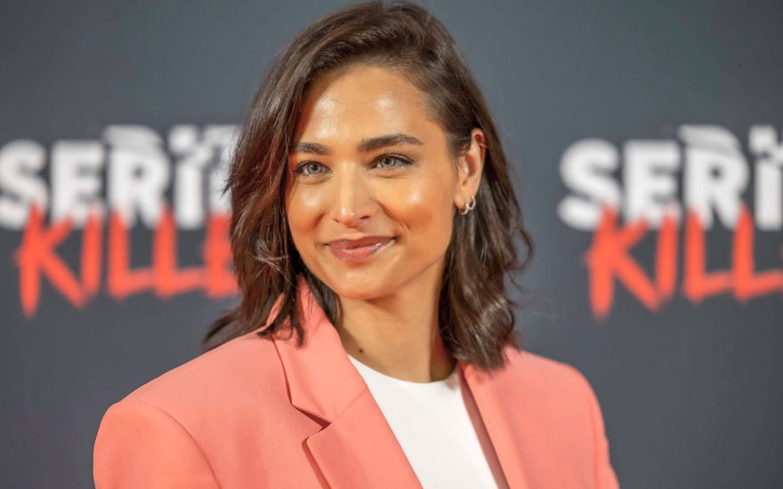 Amira Aly lächelt