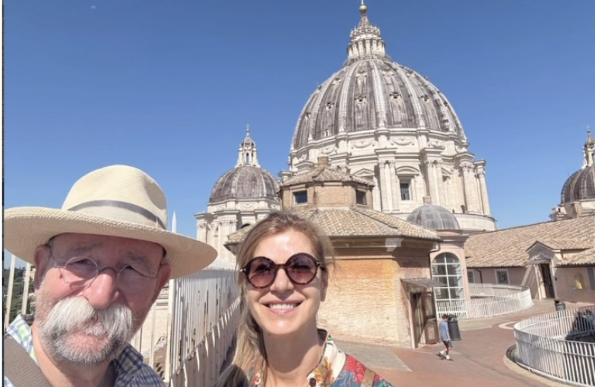 Horst Lichter mit Frau am Petersdom