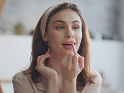 Make-up-Trend 2026: Auftragen, abziehen, fertig! Dieser Lipliner-Trick verändert alles