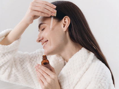 Schluss mit teuren Beauty-Produkten: Warum gerade alle dieses 4-Euro-Serum jagen