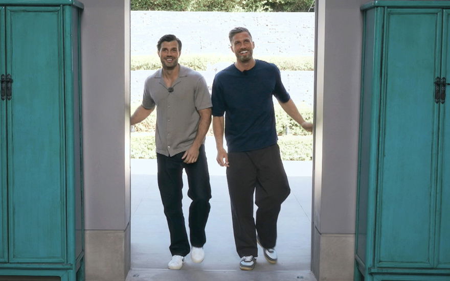 Tim Reitz und Sebastian Paul gehen durch Tür