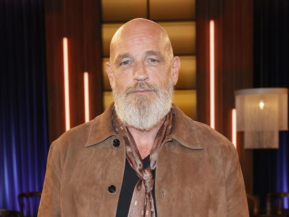 Torsten Sträter: Der Comedian hat den Krebs besiegt - und erklärt optische Verwandlung