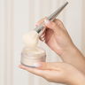 Hyaluron im Puder? Ja! Darum ist das "Magic Finish Setting Powder" von M.Asam unser neuer Beauty-Favorit