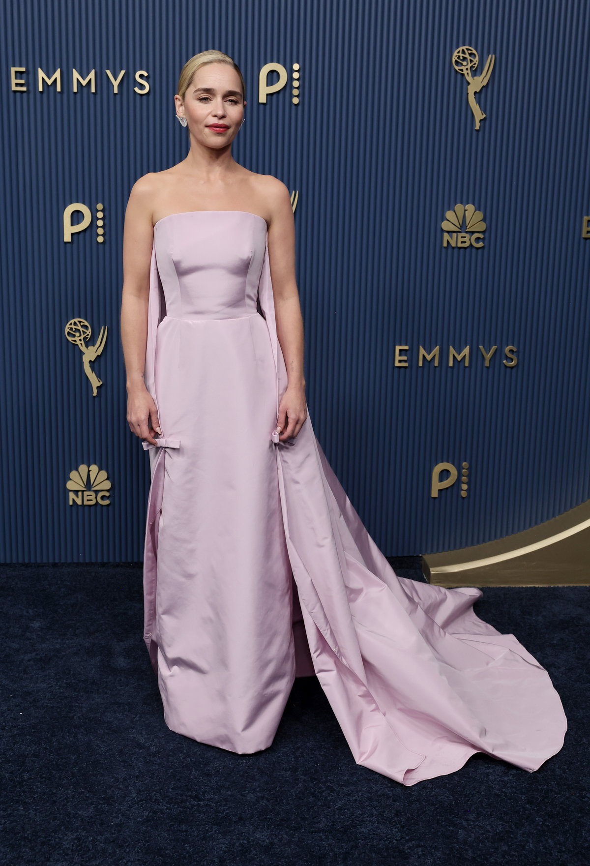 Emilia Clarke bei den Emmys 2026