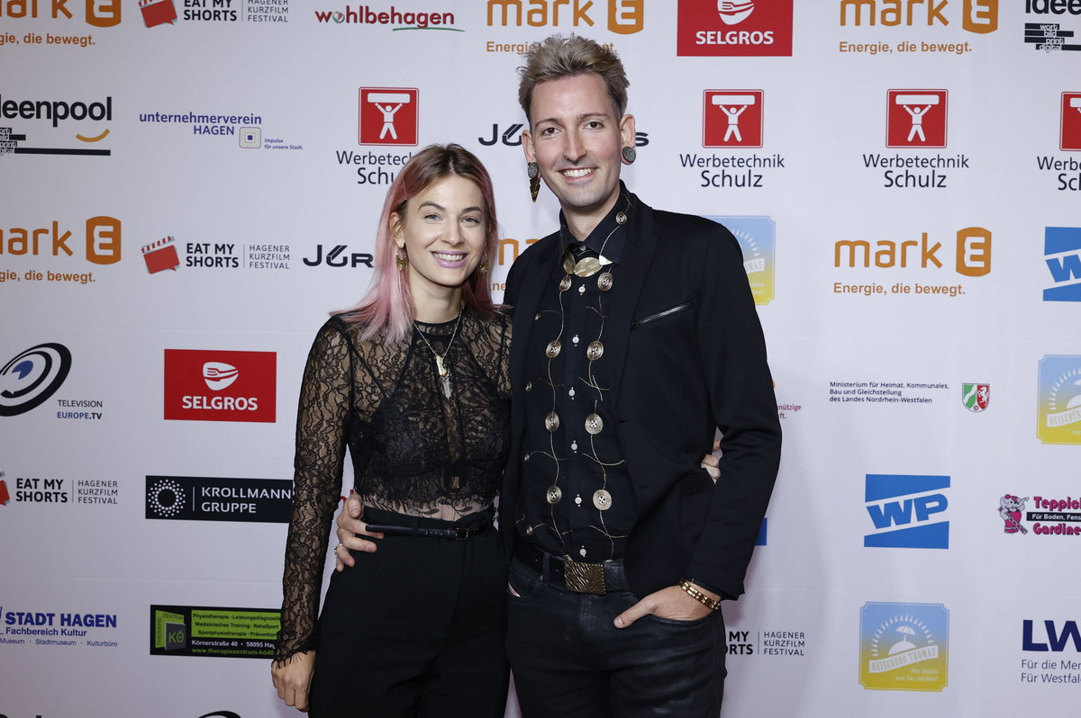 Fabian Kahl mit seiner Verlobten Yvonne