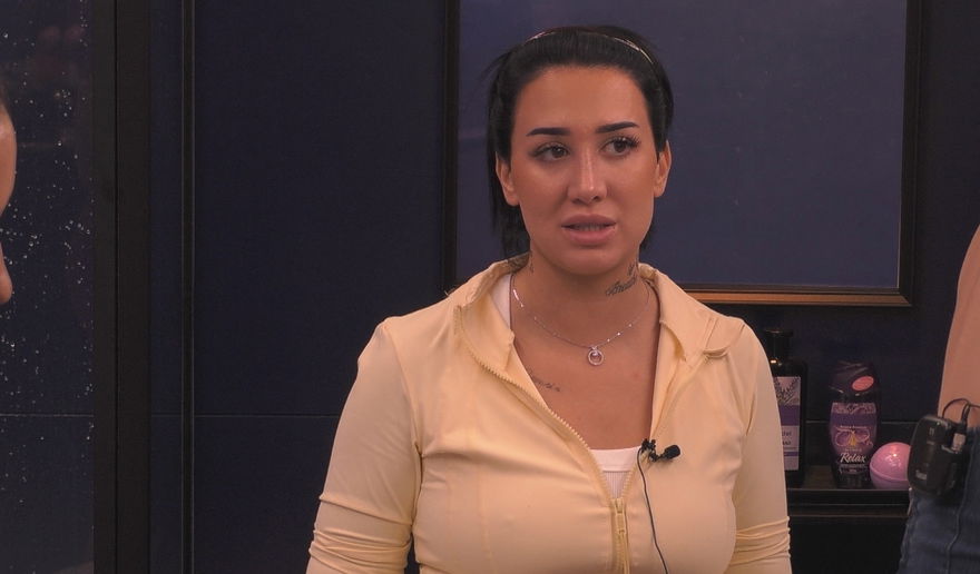 Francesca Morgese behauptet bei "Promi Big Brother", mehr über den Management-Zoff bei Kim Virginia zu wissen