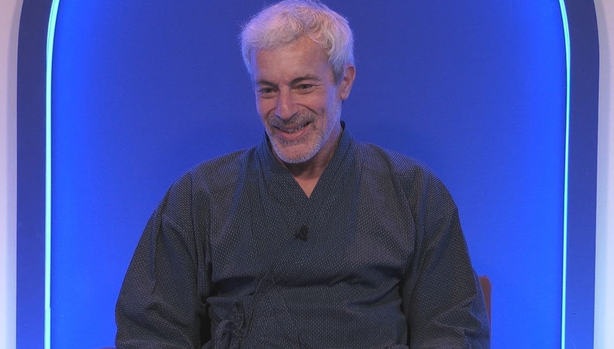 Gedeon Burkhard im Einzelinterview im Sprechzimmer bei "Promi Big Brother" 2026