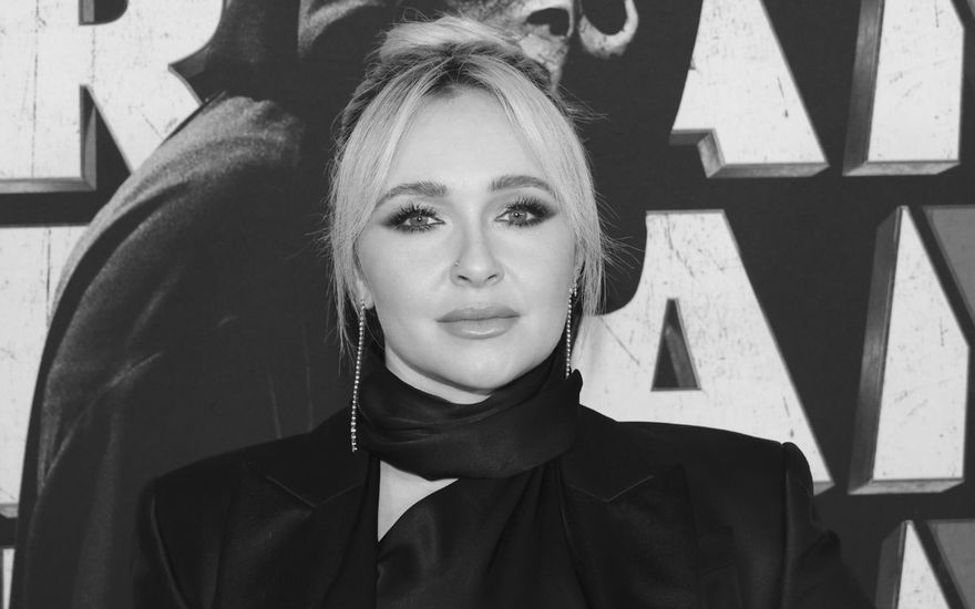 Hayden Panettiere ernst