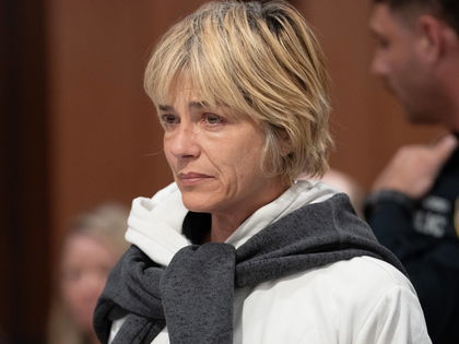 Eskalation über den Wolken: Selma Blair randaliert im Flieger