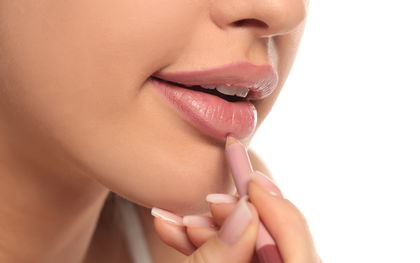Weichzeichner für die Lippen: Dieser Drogerie-Lipliner lässt Fältchen sofort verschwinden