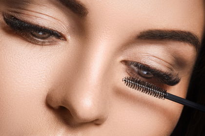 Dank pflanzlicher Peptide: Diese vegane Mascara ist so wirksam wie ein Wimpernserum