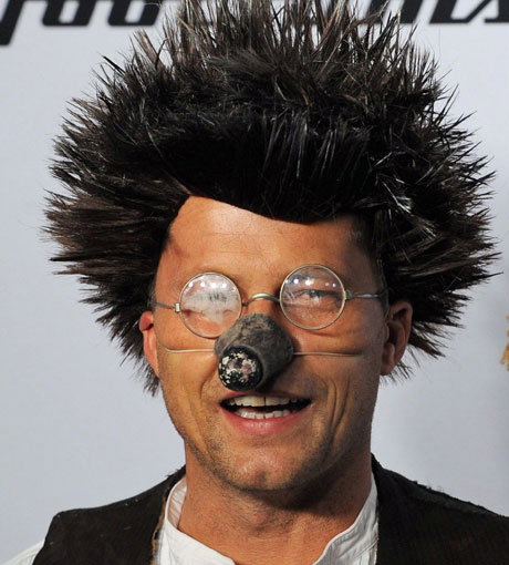 Verrückt! Gestern holte Til Schweiger den Karneval nach Berlin. Der Schauspieler gab in der angesagten "China Lounge" eine "Zweiohrküken Kostümparty"