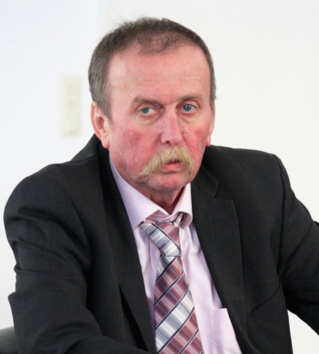 Ludwig Koch glaubt seiner Tochter nicht