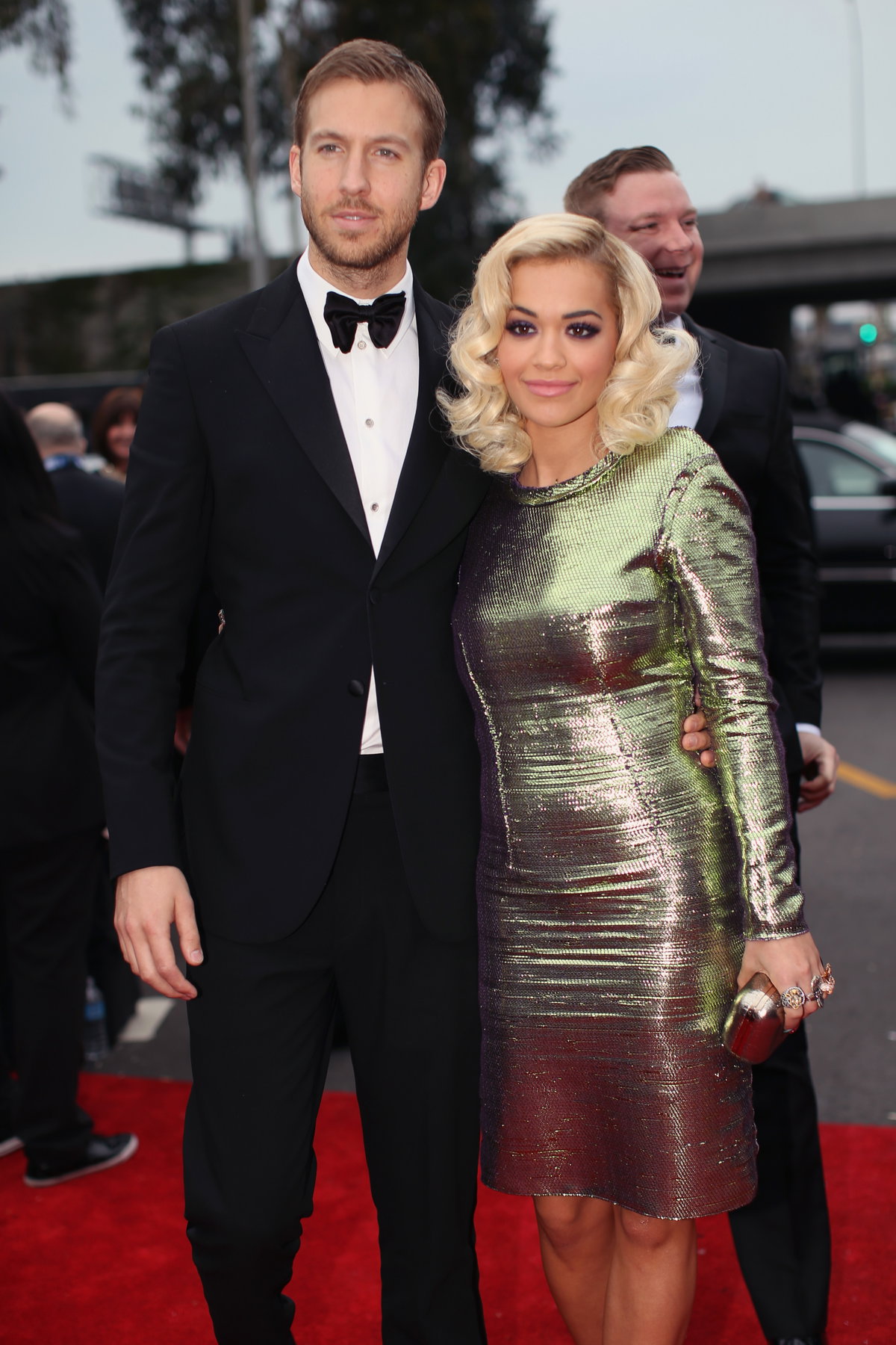 Rita Ora und ihr Ex Calvin Harris auf dem roten Teppich.