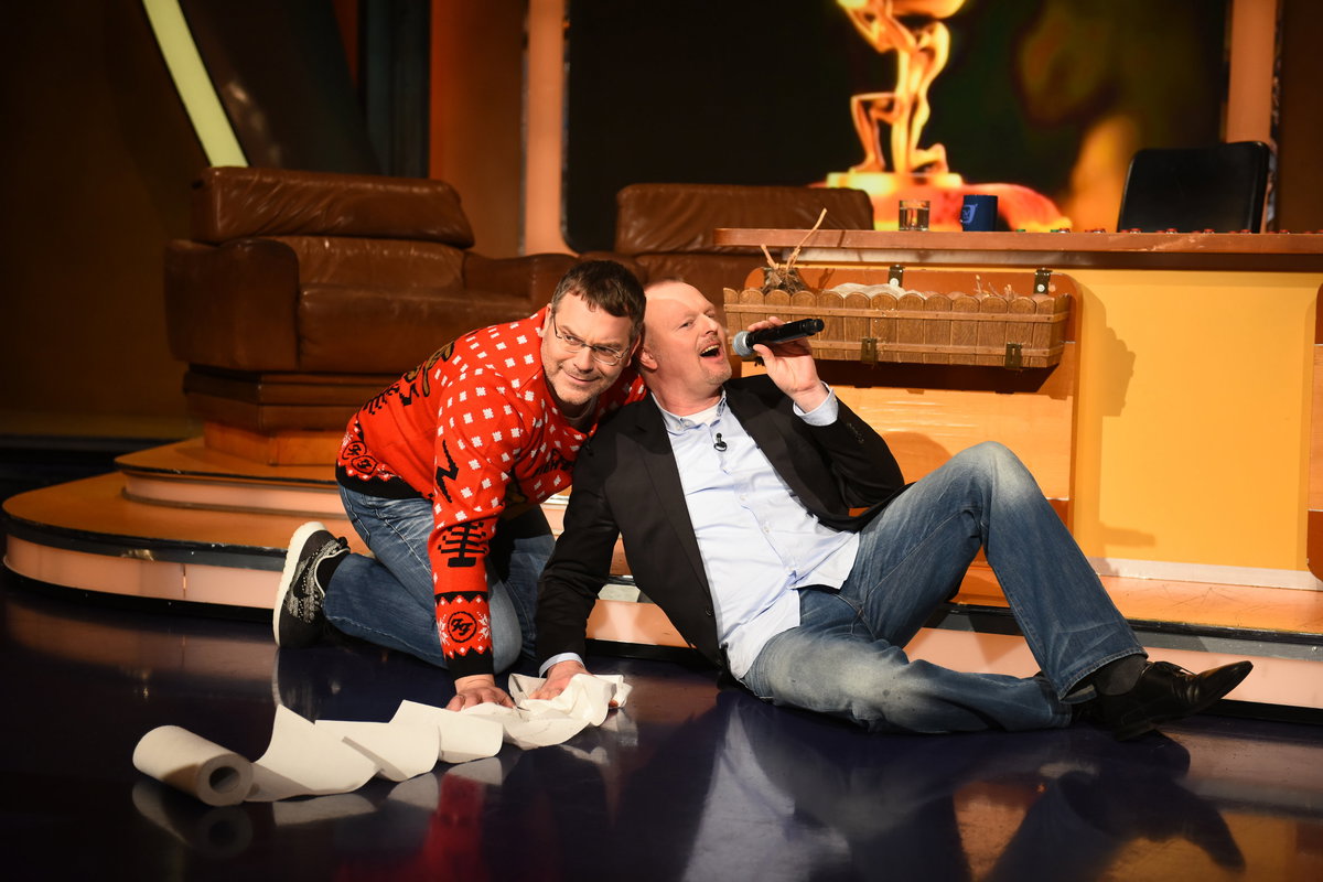 Stefan Raab und Elton im "TV total"-Studio