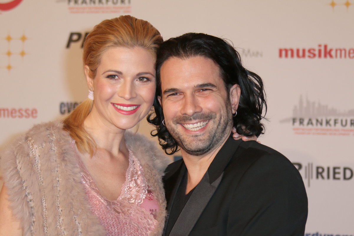 Myriel Brechtel und Marc Terenzi lachen
